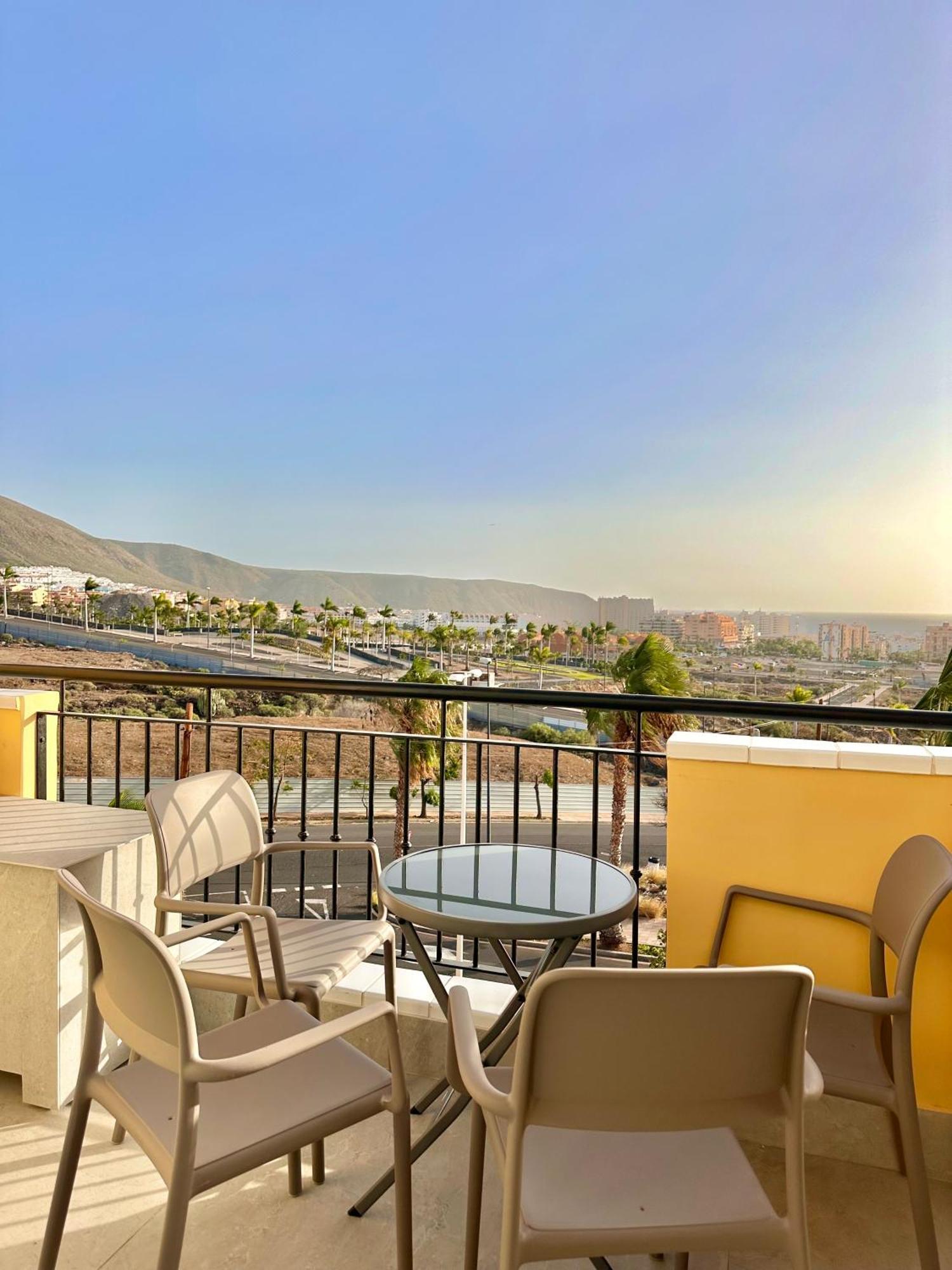 Sunset Apartment 2 & Heated Pool Los Cristianos  Exterior foto