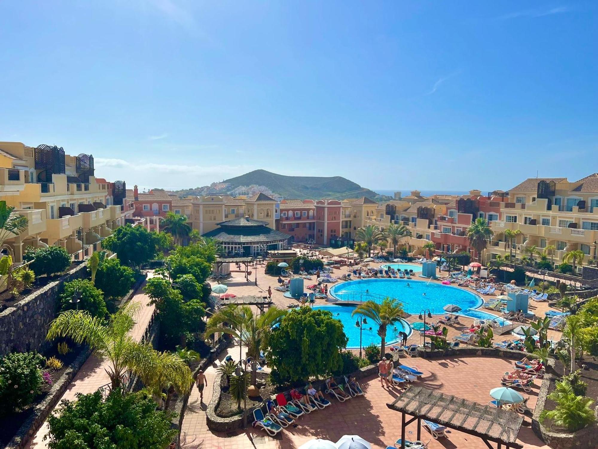 Sunset Apartment 2 & Heated Pool Los Cristianos  Exterior foto